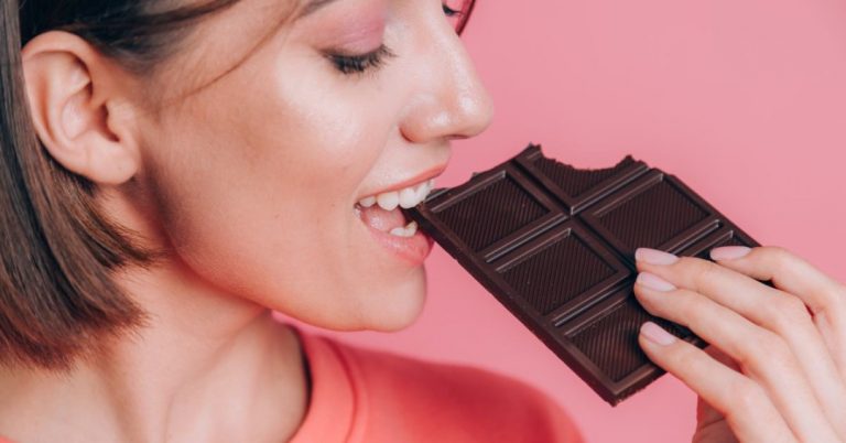 Chocolate faz bem à saúde? Médicos respondem