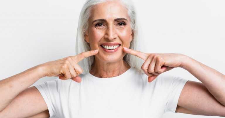 Envelhecimento dos dentes: veja quais são os efeitos