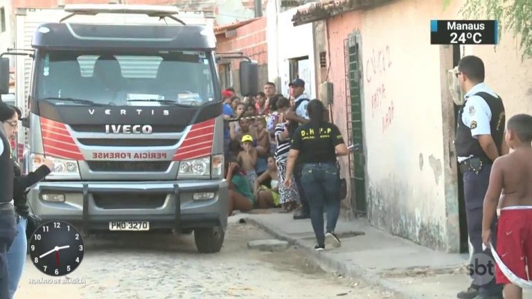 Quatro jovens foram mortos em chacina em Fortaleza, no Ceará | SBT Notícias (10/10/17)