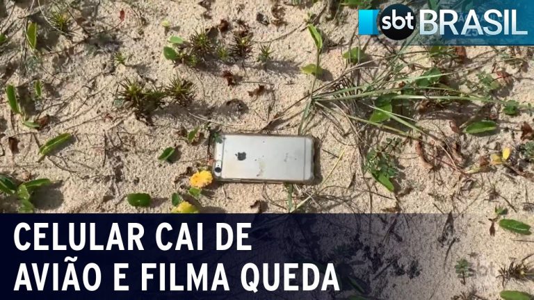 Celular despenca de avião, filma queda e dono recupera aparelho intacto | SBT Brasil (14/12/20)