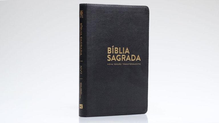 Bíblia Sagrada | NVT | Letra Normal | Luxo | Preta – Livrarias Família Cristã