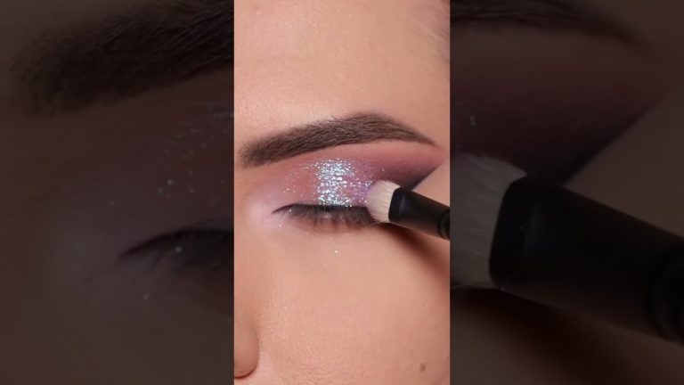 Tútorial de maquiagem com glitter ✨️💖 #tutorialdemaquiagem #maquiagem