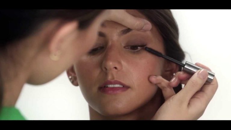 Tutorial Sephora: Dicas de maquiagem para o verão com Benefit