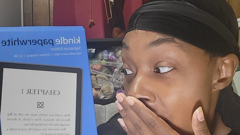 Baby Got a Kindle! Review, Thoughts, and A Reading Vlog!