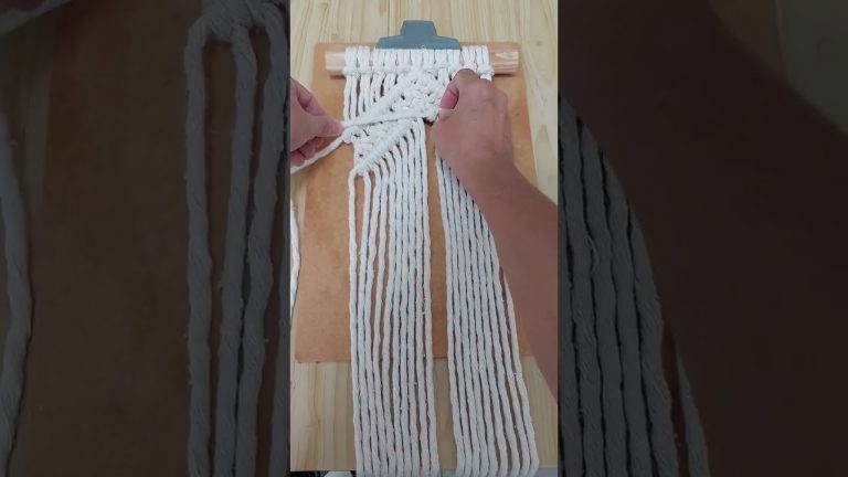 Painel Bella em #macrame por Marcella Cruz! Peça bônus desse mês de maio especial Dia das mães!#diy