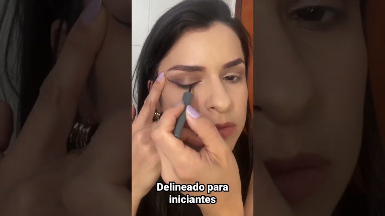 Delineado para INICIANTES #makeuptutorial #maquiagem #makeup #delineadofacil #delineadogatinho