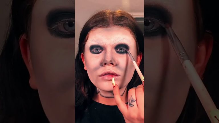 Michael Myers – MakeupHalloween #michaelmyers #shorts  #makeup #halloween #tiktok LINK NA DESCRIÇÃO.