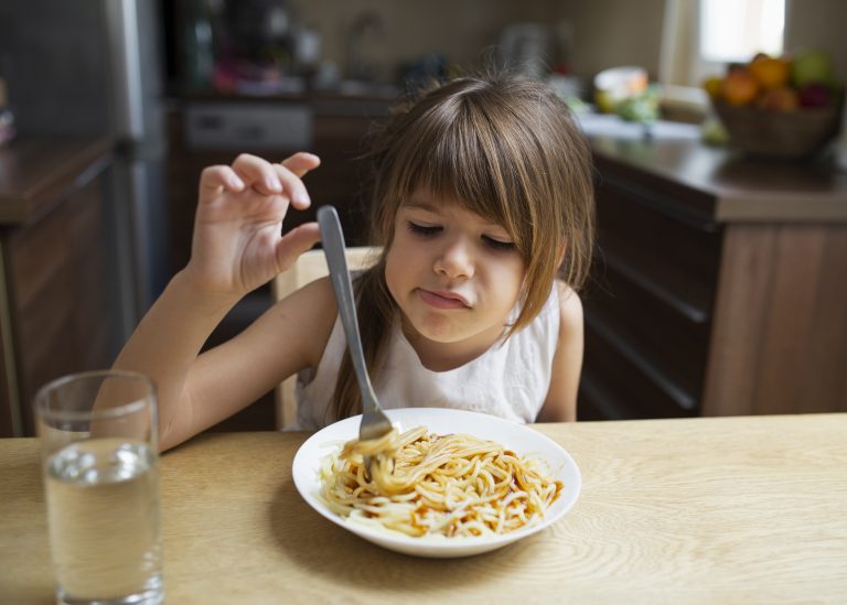 Como identificar transtornos alimentares na infância e adolescência