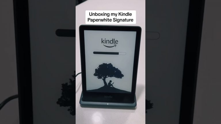 Unboxing my new Kindle Paperwhite #kindle #kindleunlimited #amazongadgets #ereader