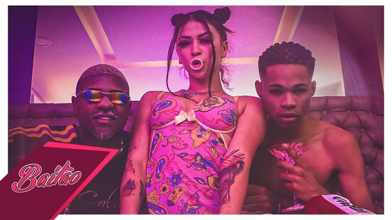 MC Pipokinha, Junior PK e VM – Boneca Rosa (VideoClipe Oficial)