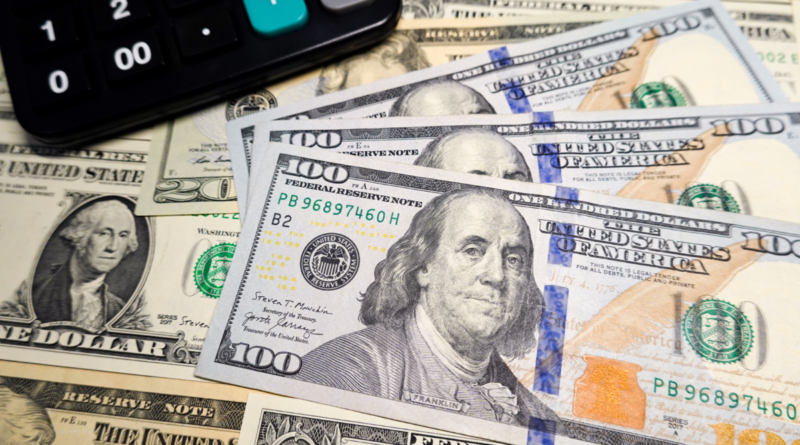 Dólar Cai Pelo Sétimo Dia Seguido e Fecha em R$ 5,13; Ibovespa Recua 